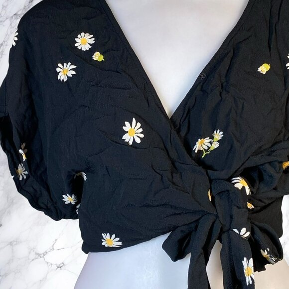 Madewell Lazy Daisies Sash Tie Wrap Top - Picture 4 of 12